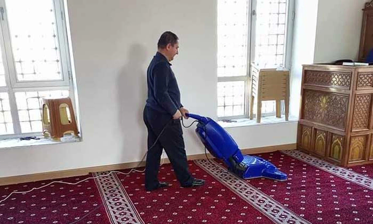 Dodurga’da Caminin Halıları Yenilendi