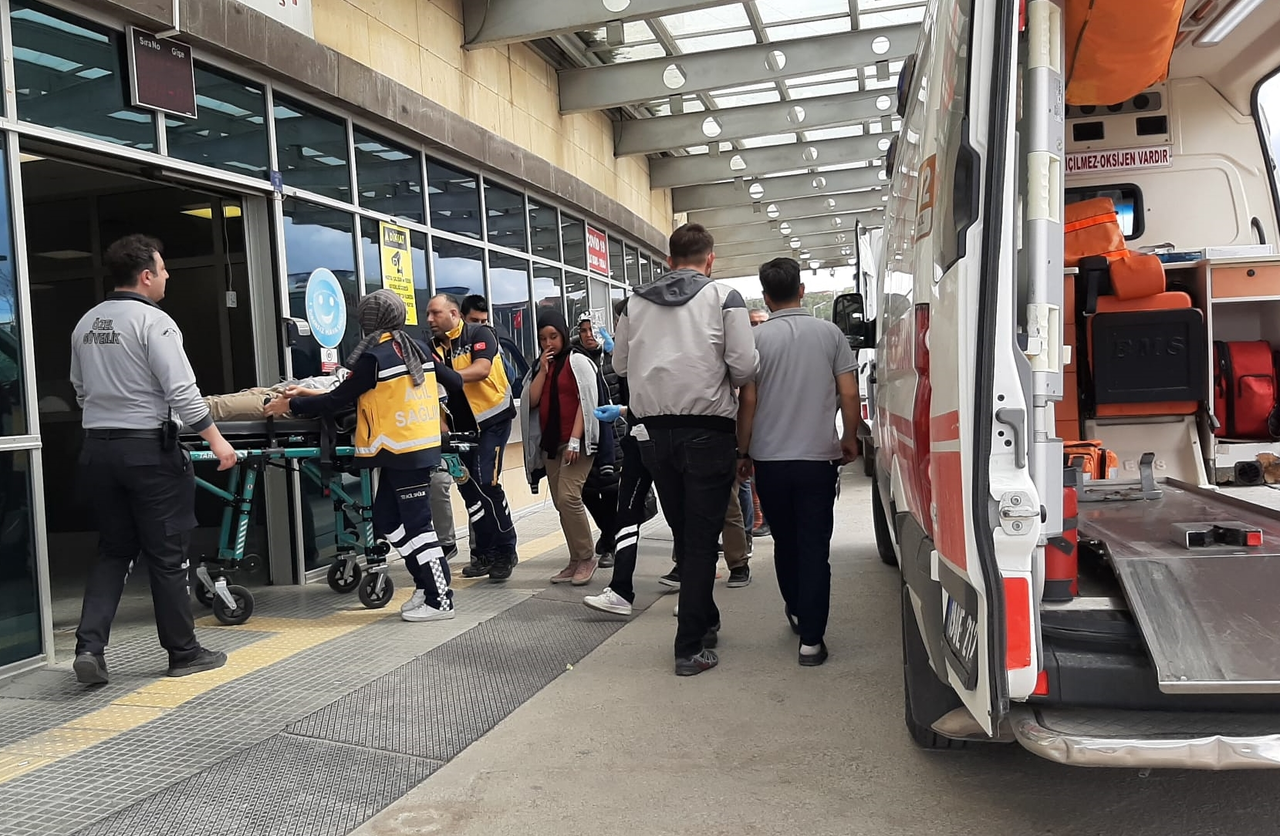 Düvenci’de 22 Öğrenci Zehirlendi