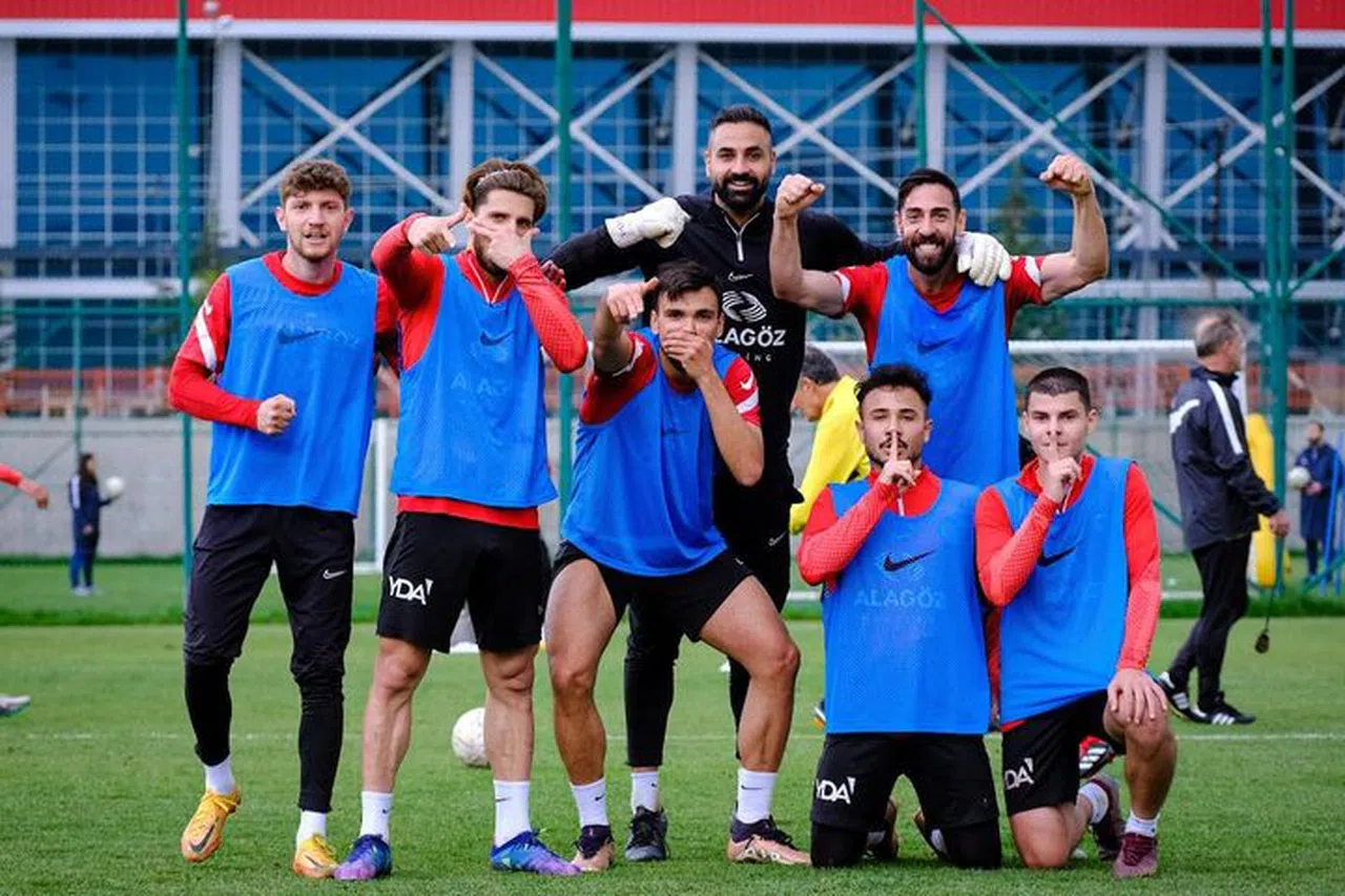 Düzcespor Mesaisi Başladı