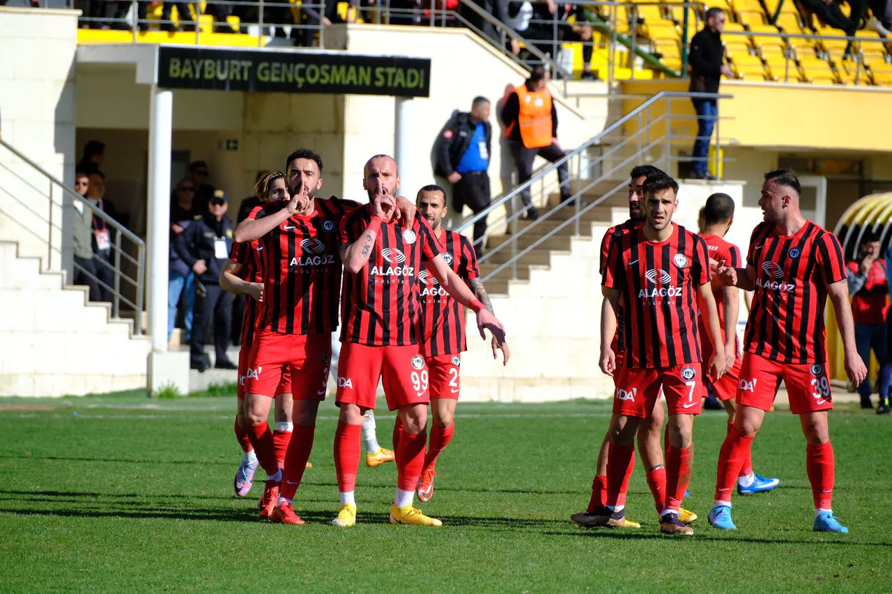 Gol Yemeden Kazanıyoruz
