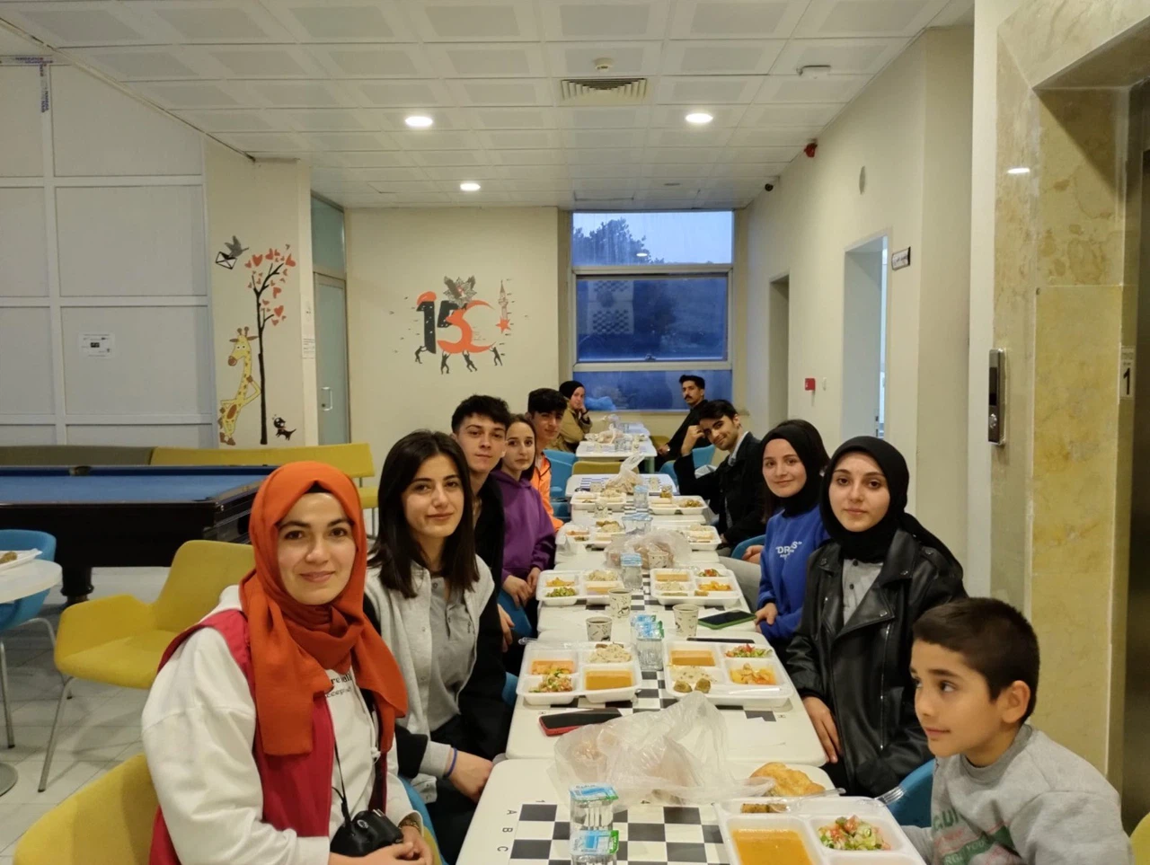 Gençler İftarda Bir Araya Geldi