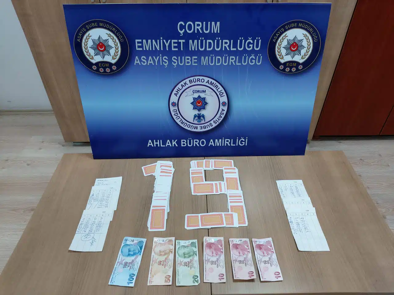 Kumar Oynatılan Derneğe Operasyon