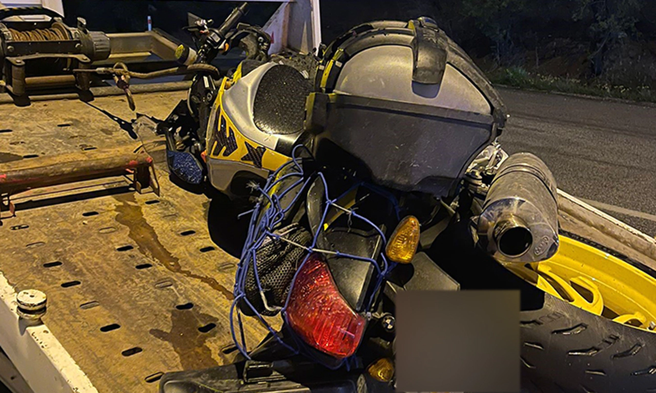 Motosiklet Kamyonet İle Çarpıştı: Bir Yaralı