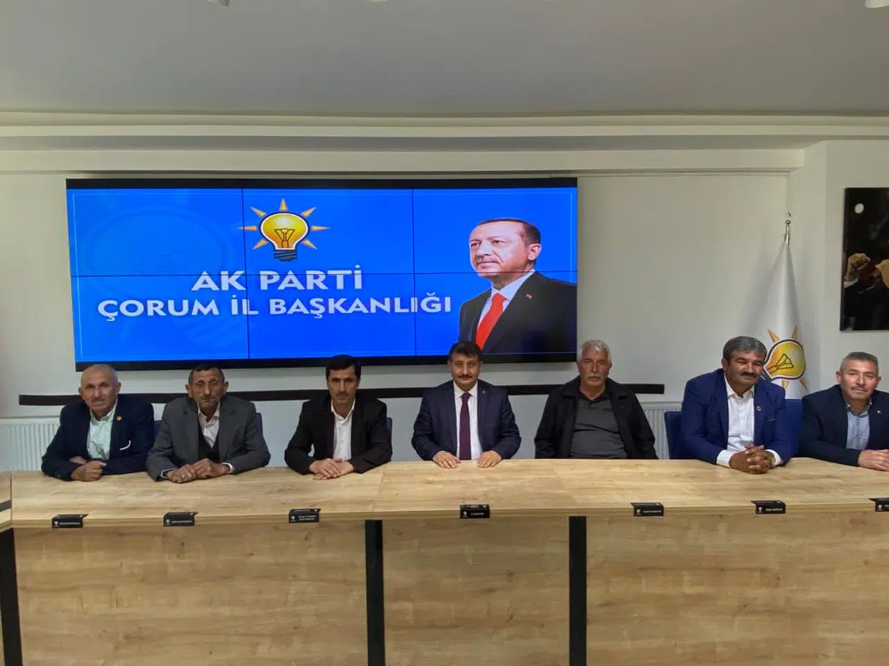 Muhtarlardan AK Parti’ye Destek Ziyareti