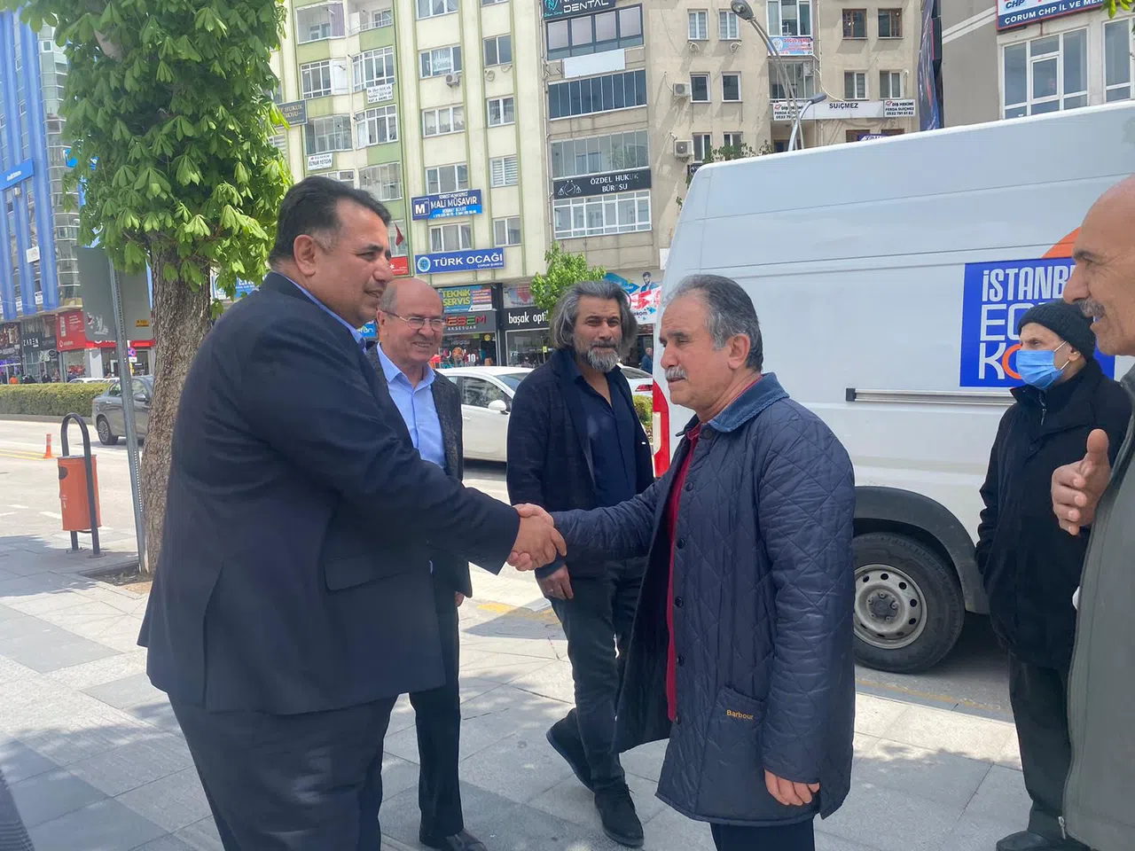 Oğuzhan Kaya, Gazi Caddesi'nde