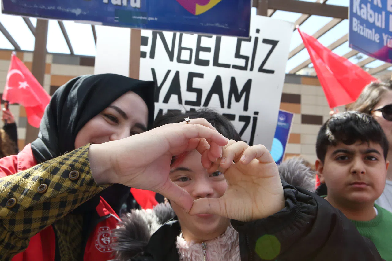 Otizmliler Farkındalık İçin Yürüdü