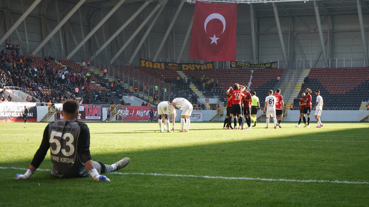 Rakip Bayburt, İlk Düşen Takım Oldu