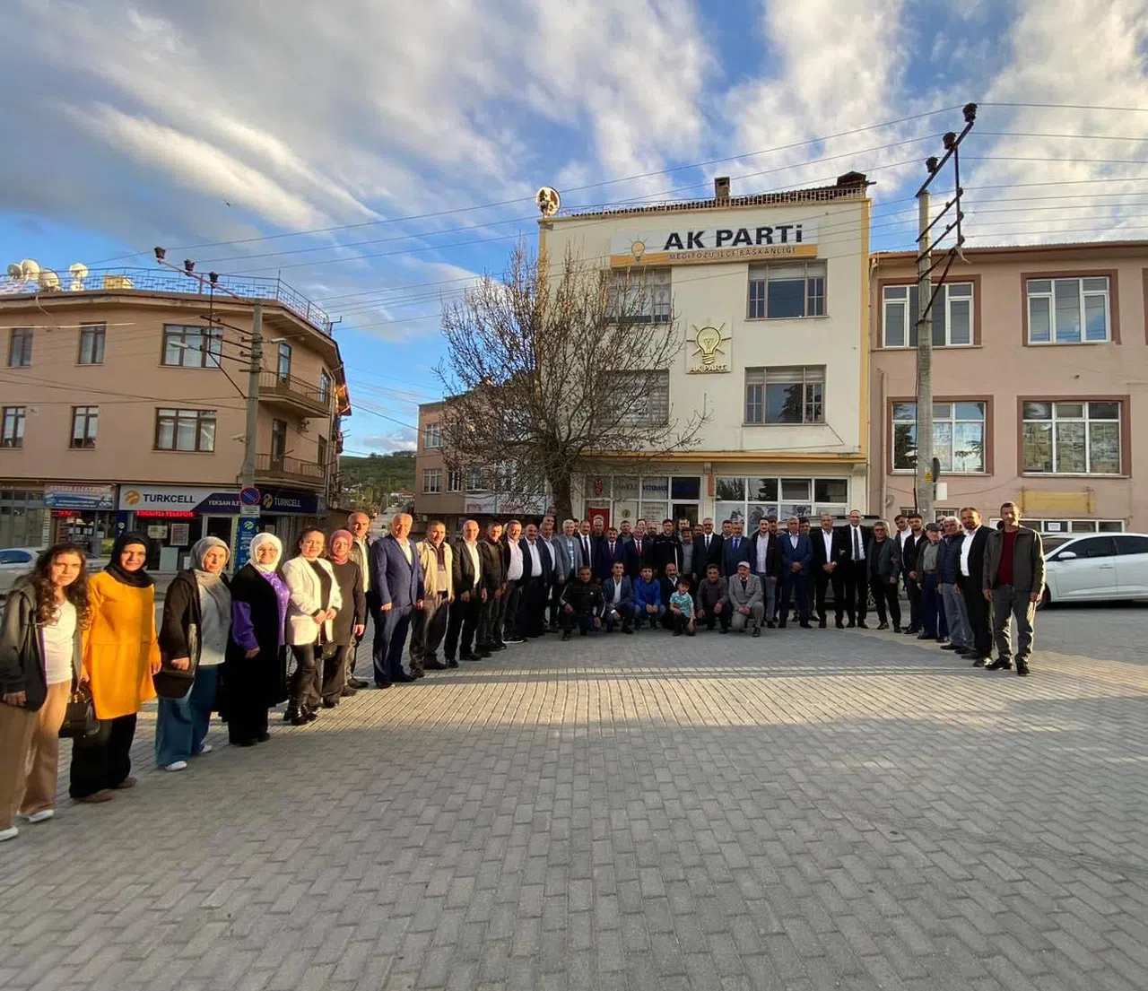 Ahlatcı: Kadeş Meydanı'nda Zafer Şarkılarını Birlikte Söyleyeceğiz