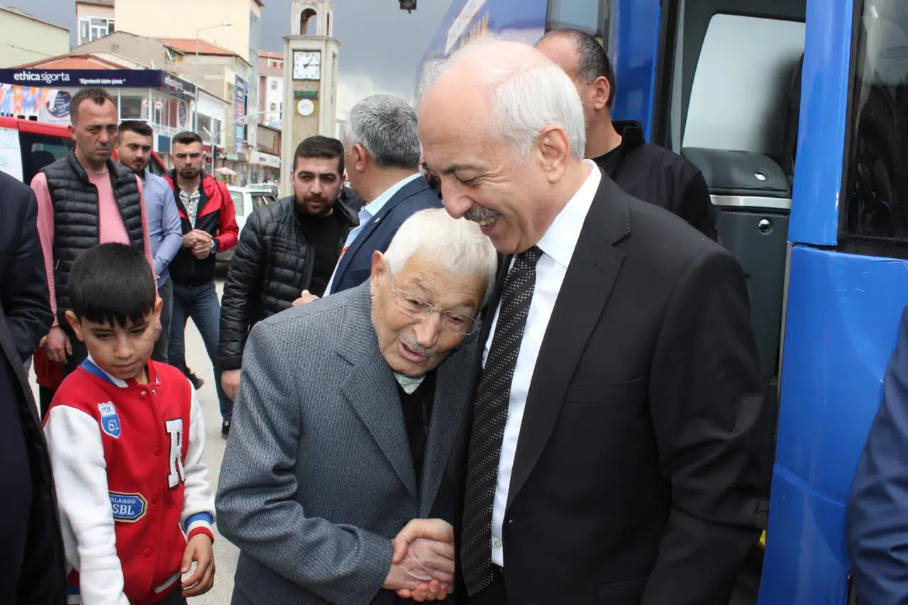 Zeki Gül, Vekil Gibi Karşılandı