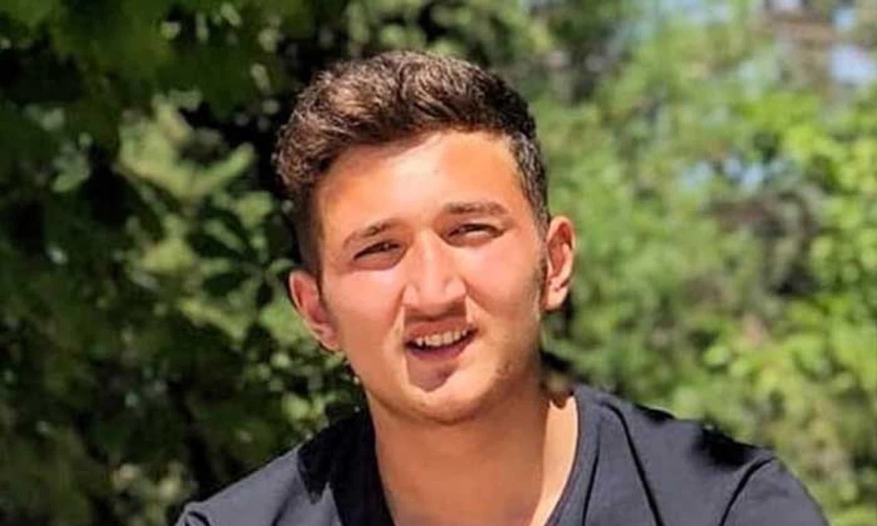 Çatıdan Düşen Genç İşçi Hayatını Kaybetti