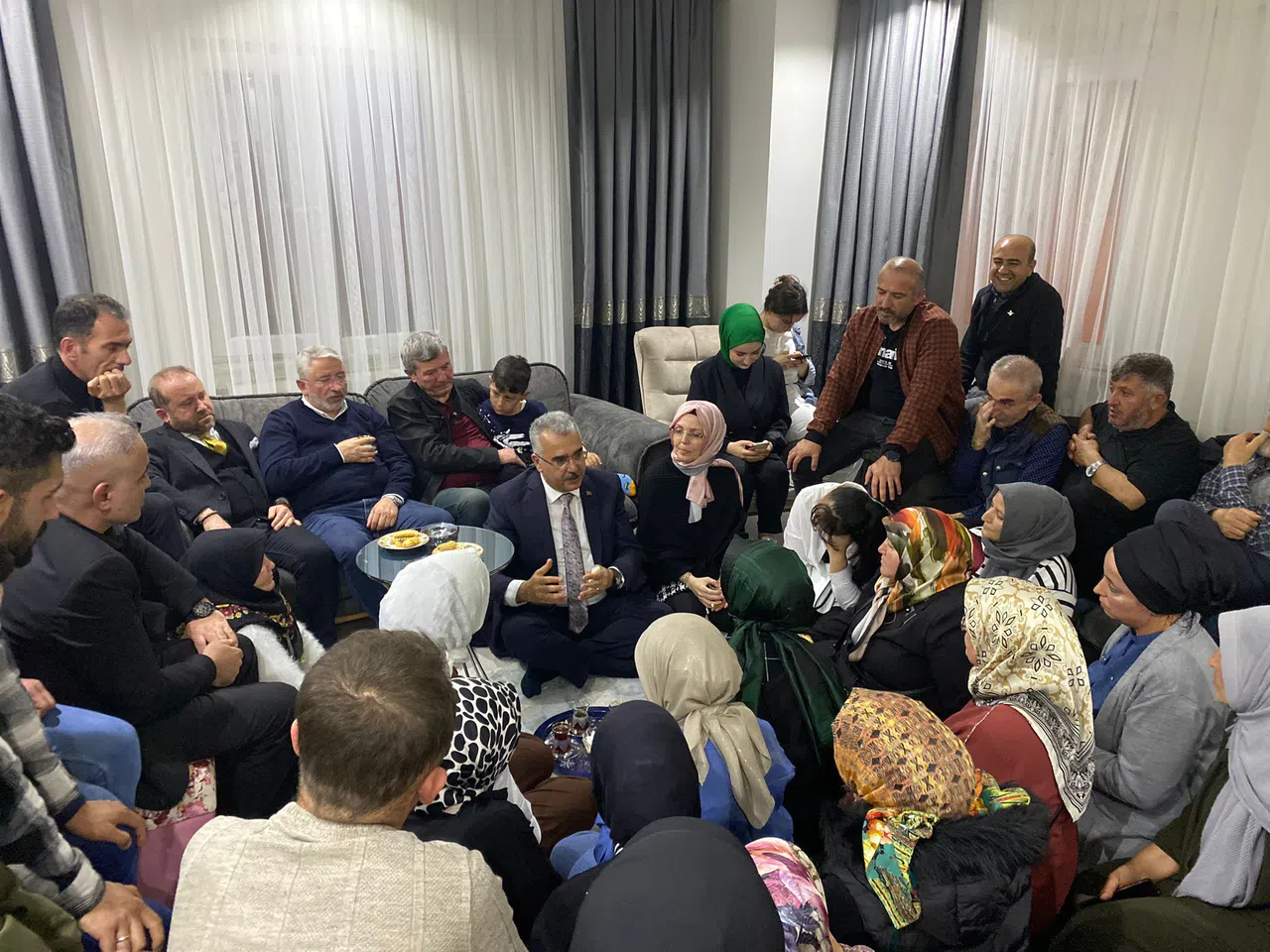 ‘Çorumlu Hemşehrilerimizin Hizmetkarı Olmaya Talibim’