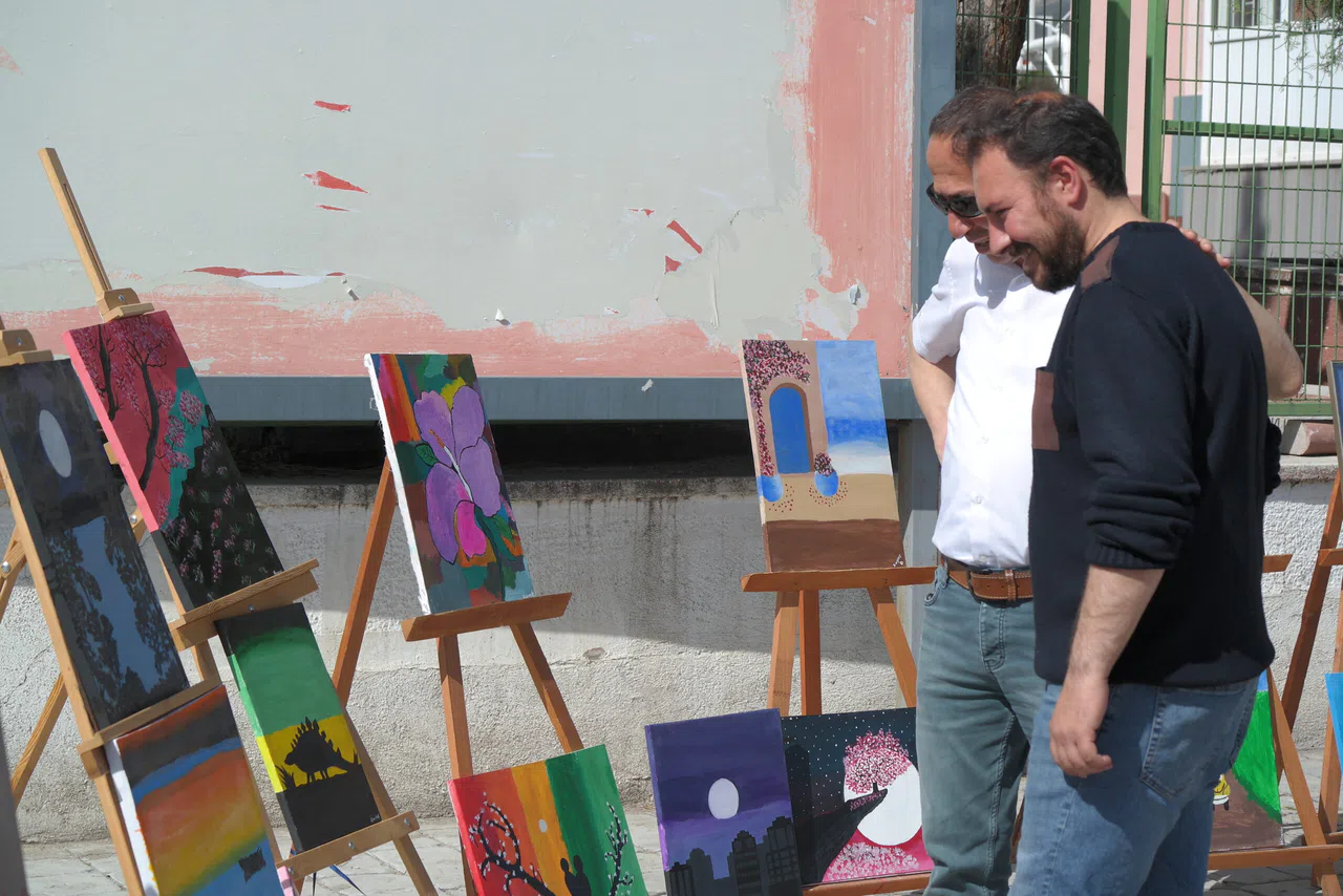Ebru, Resim ve Çini Sergisi Açıldı