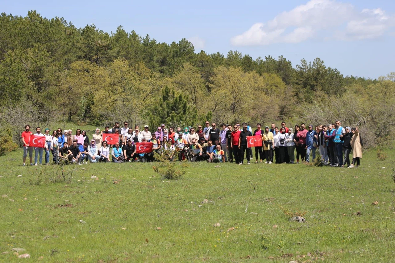 Gençler Doğa Yürüyüşünde Buluştu