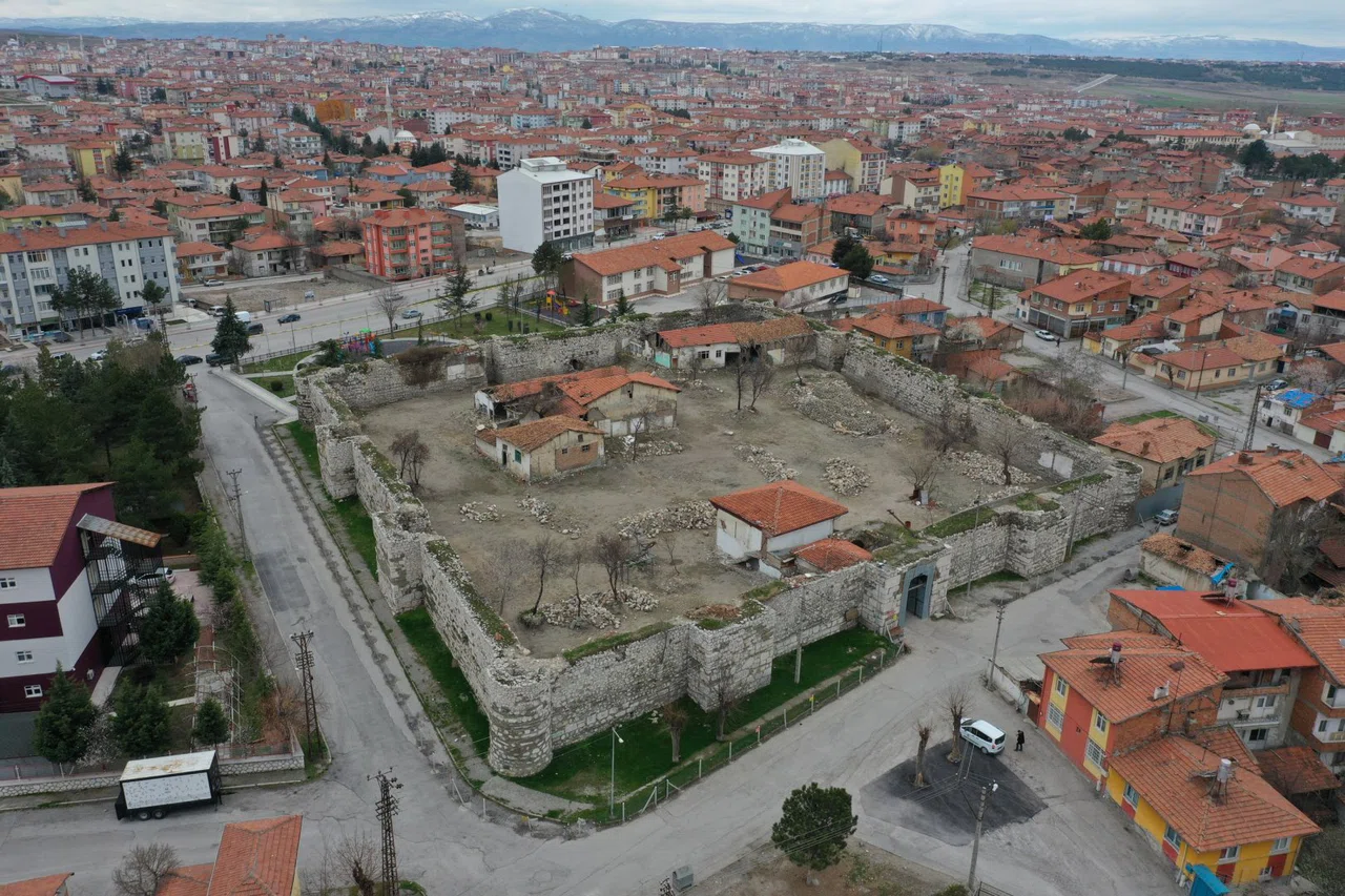 Tarihi Kale İçin İhale Süreci Başlıyor