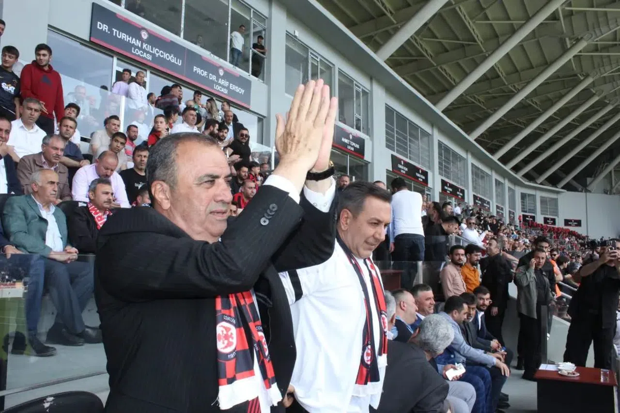 Vahit Kayrıcı Sözünü Tuttu