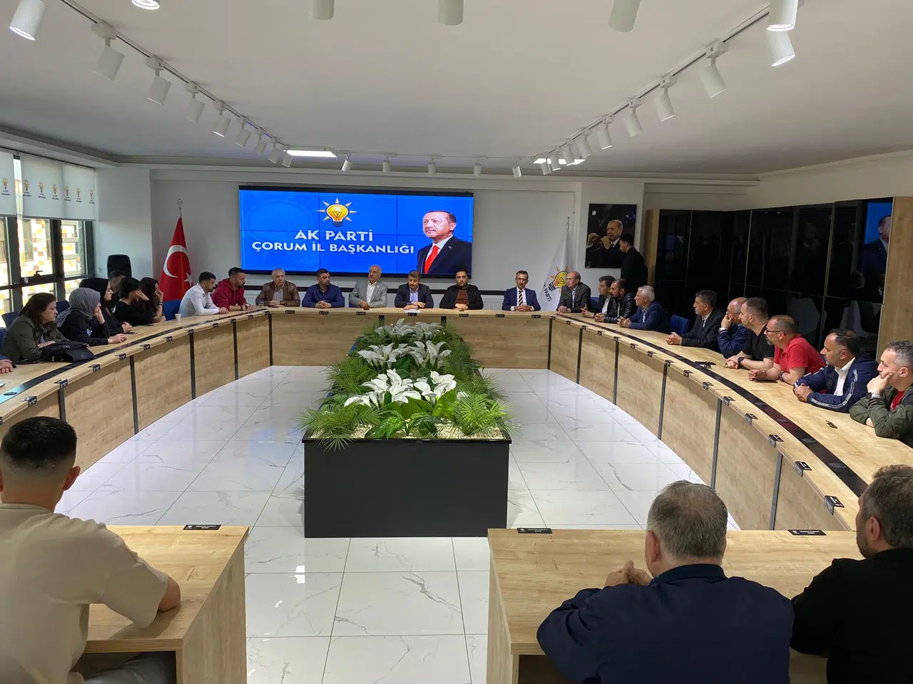 Zeki Gül’den AK Parti’ye Ziyaret