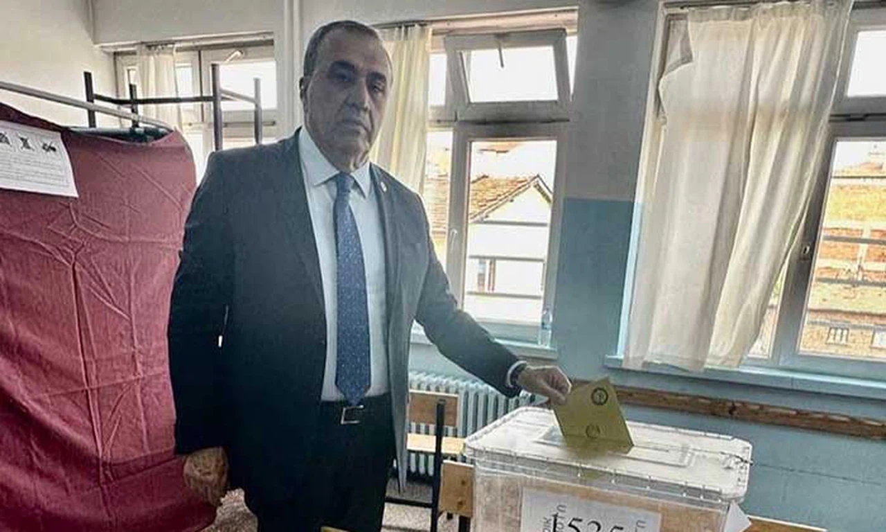 Kayrıcı: Türkiye İçin Omuz Omuza