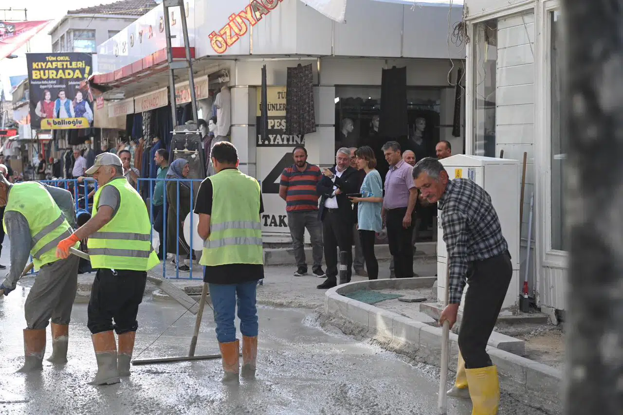 Arasta’da Hummalı Çalışma