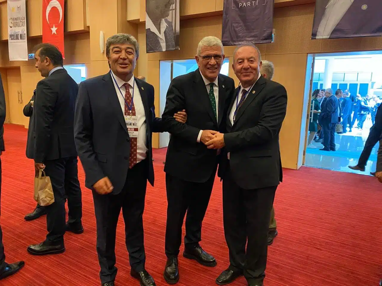 Başkan Şahiner, İYİ Parti Kurultayı’nda
