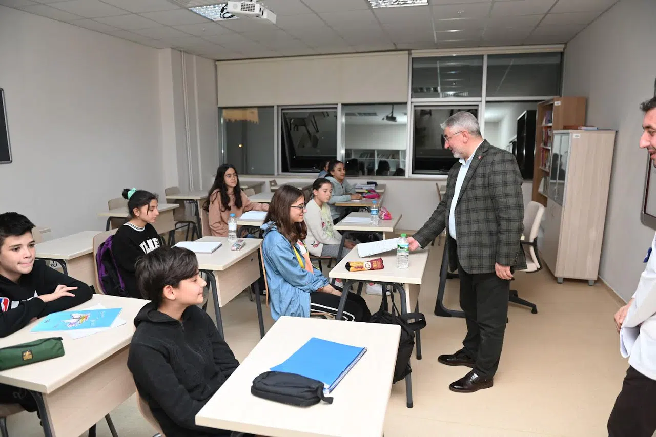 Belediye Gençlik Merkezlerinde Yaz Kursları Başlıyor