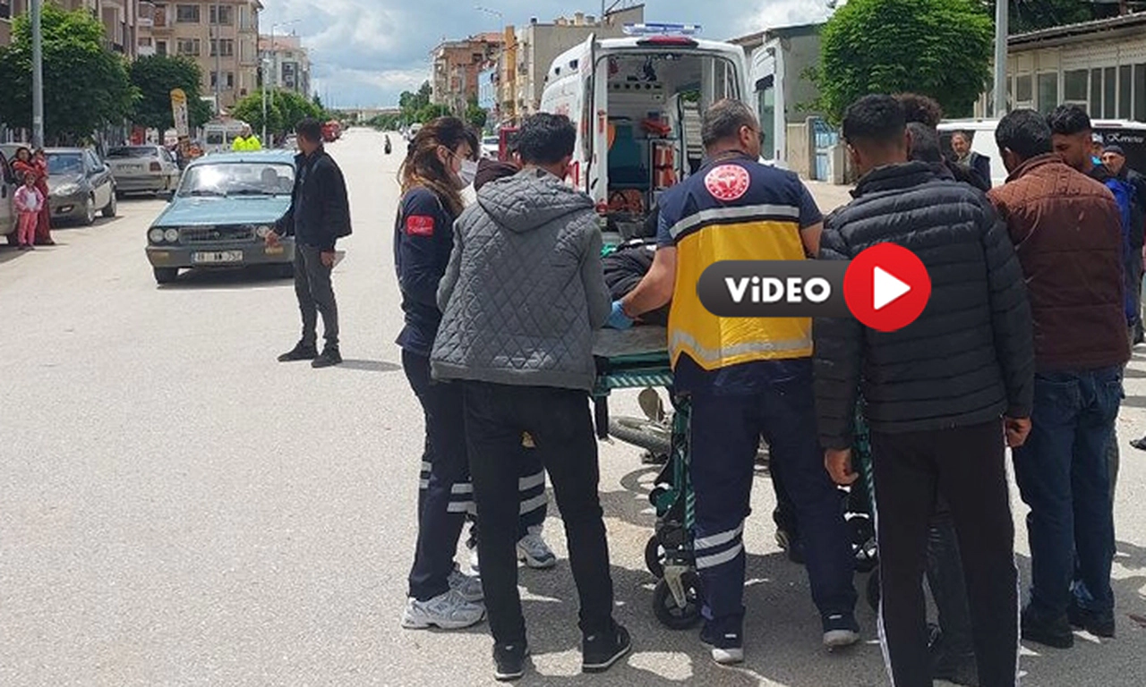 Traktörün Çarptığı Motosikletteki 2 Mevsimlik Tarım İşçisi Yaralandı