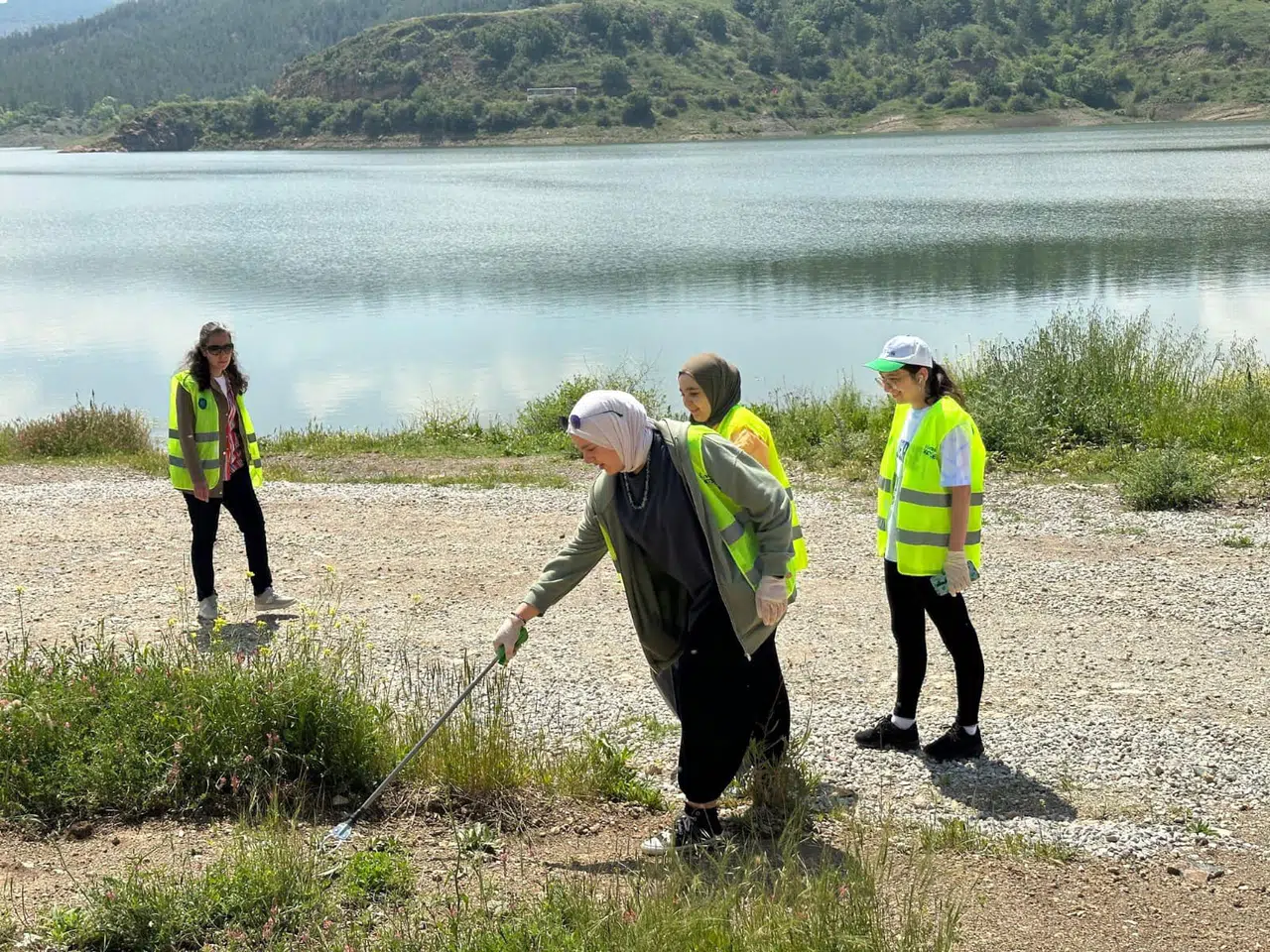Çevre Haftası’nda Barajda Mıntıka Temizliği Yaptılar
