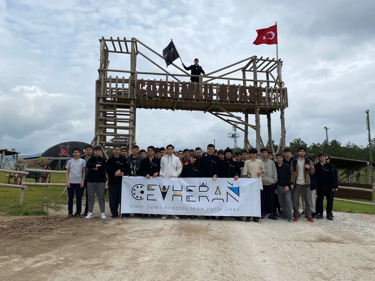 İstanbullu Öğrenciler Oba’da Kamp Yaptı