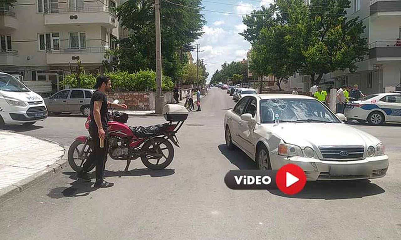 Otomobil ile Motosiklet Çarpıştı: 1 Yaralı