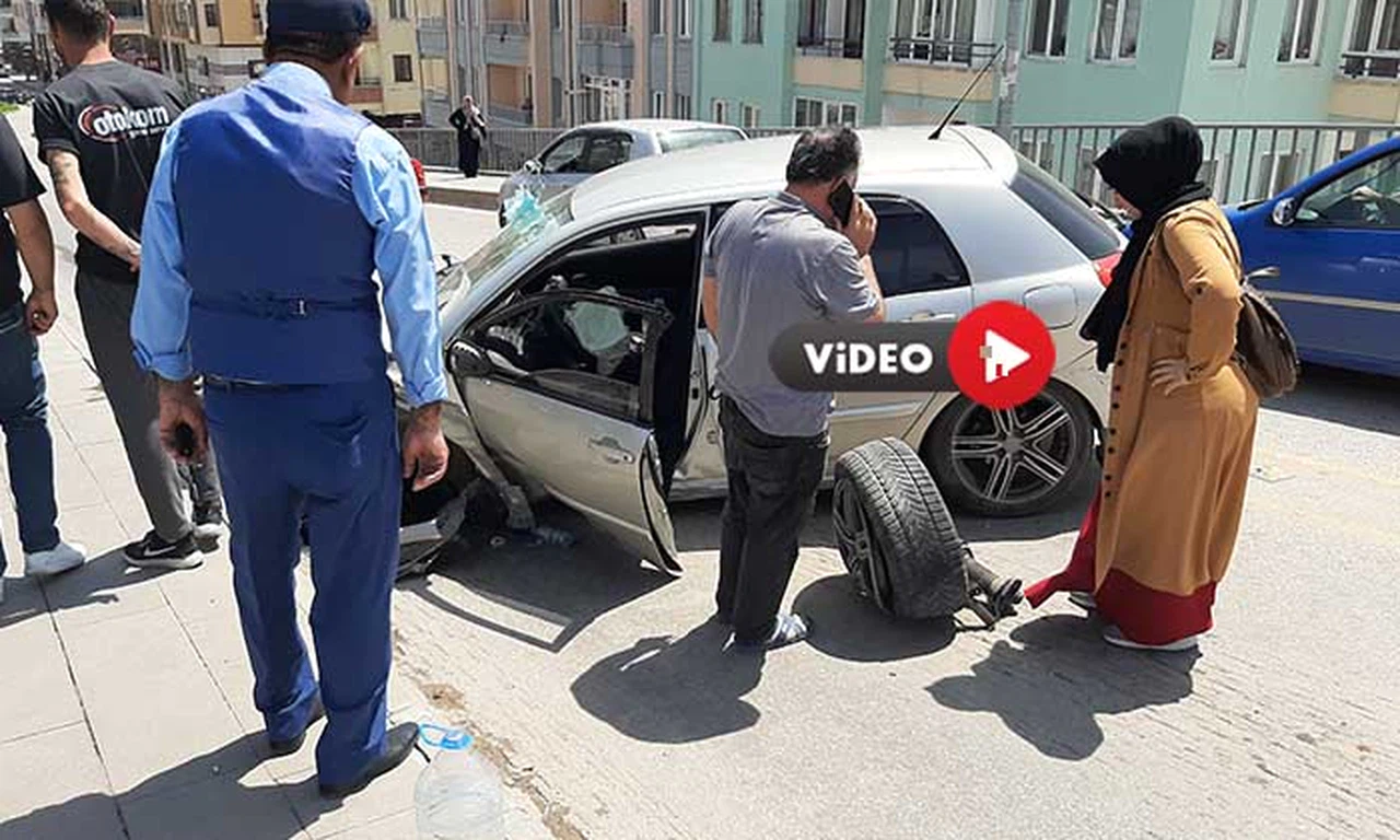 Zincirleme Kaza Güvenlik Kameralarında