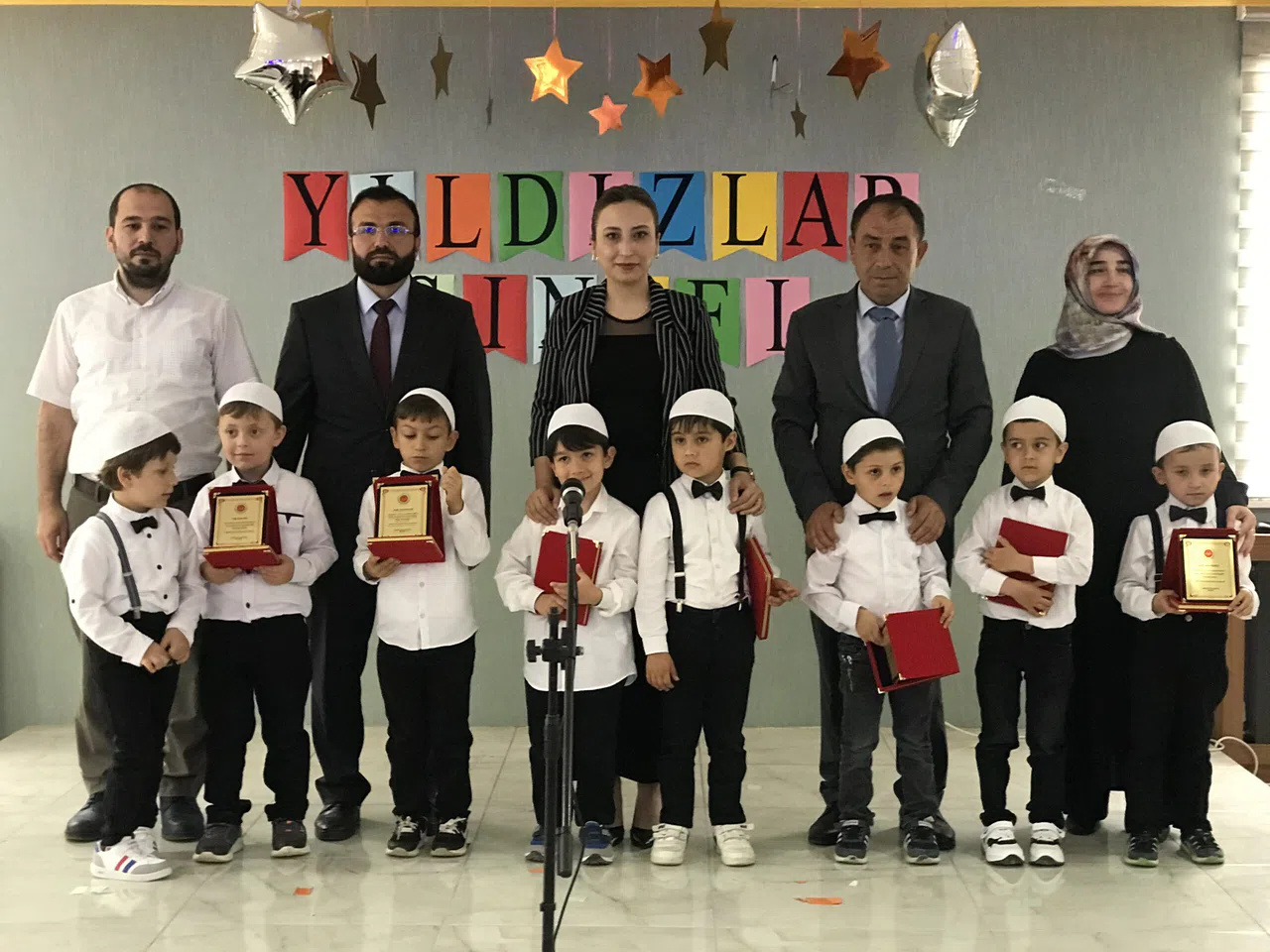 Kur'an Okumayı Öğrenen Öğrenciler Ödüllendirildi