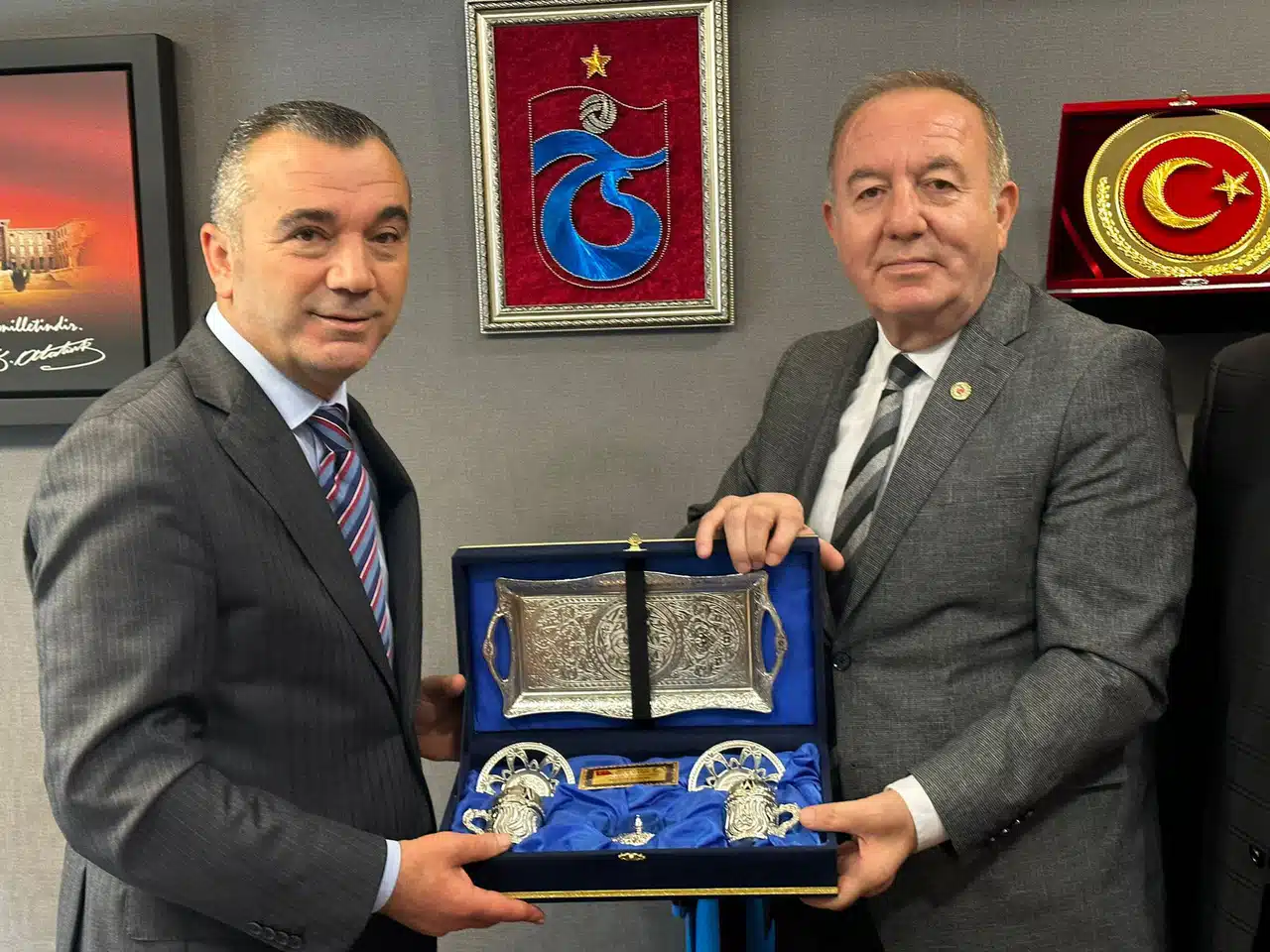 Şahiner’den Milletvekillerine Ziyaret