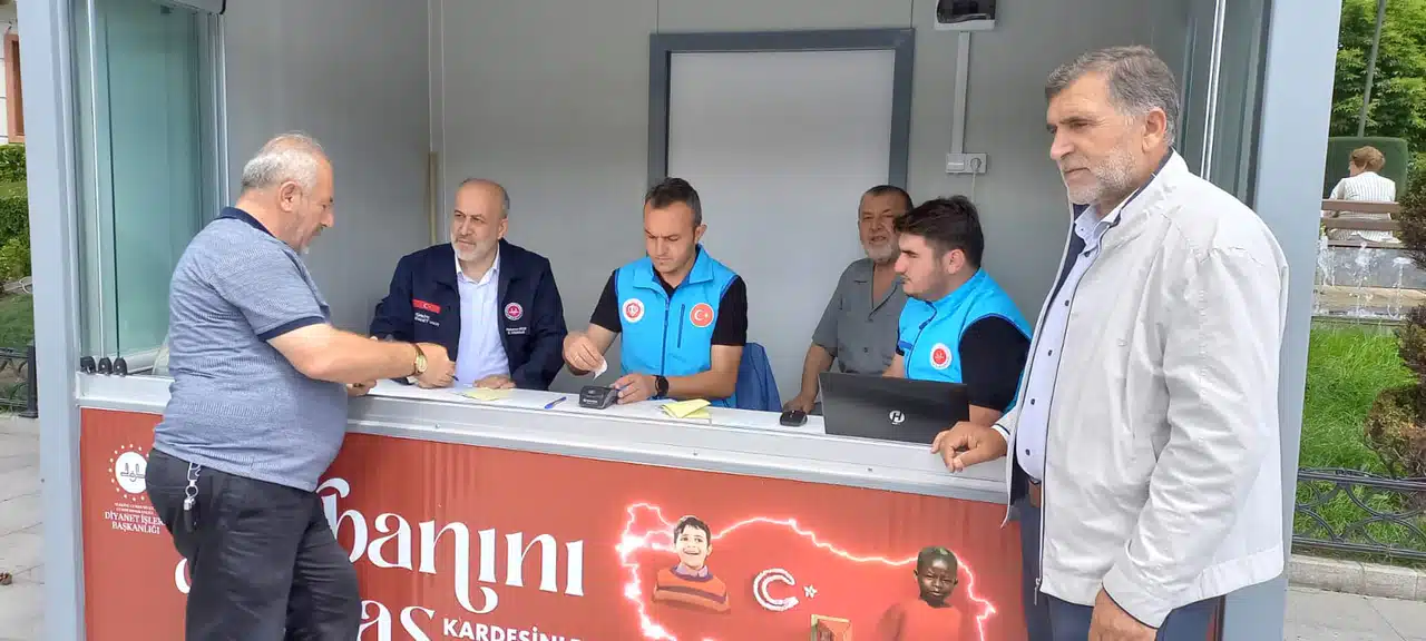 TDV’ye Bin Adet Kurbanlık Bağışı