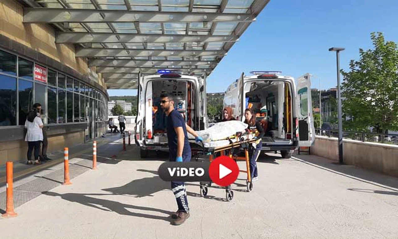 Otomobil ile Motosiklet Çarpıştı: 2 Yaralı