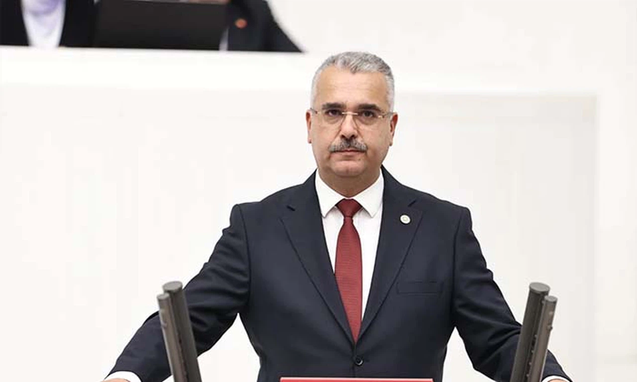 Ahlatcı’dan 49. Yıl Mesajı