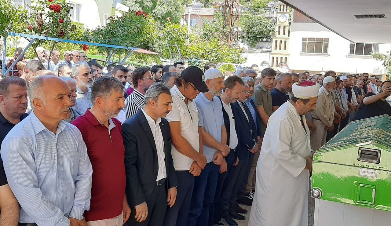 Anayasa Mahkemesi Üyesi Kenan Yaşar'ın Kayınpederi Vefat Etti