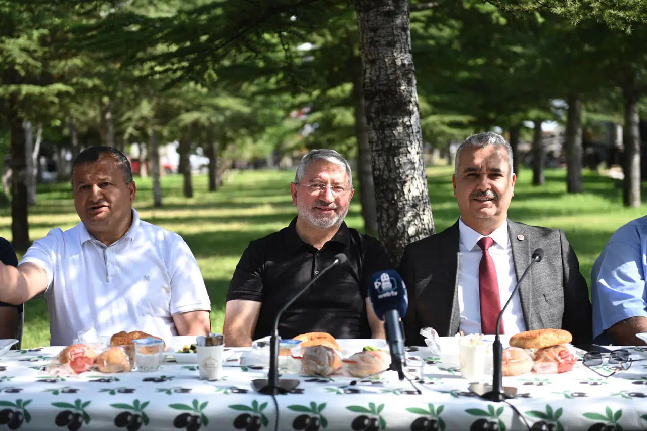 Ahlatcı: Ankara’da Bir Eviniz Olduğunu Unutmayın