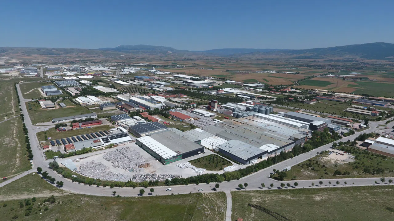İlk Yarıda 735 Milyon Dolarlık İhracat