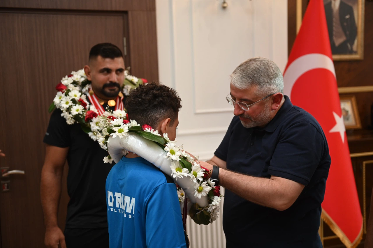 Kırkpınar Pehlivanları Çorum’u Gururlandırdı