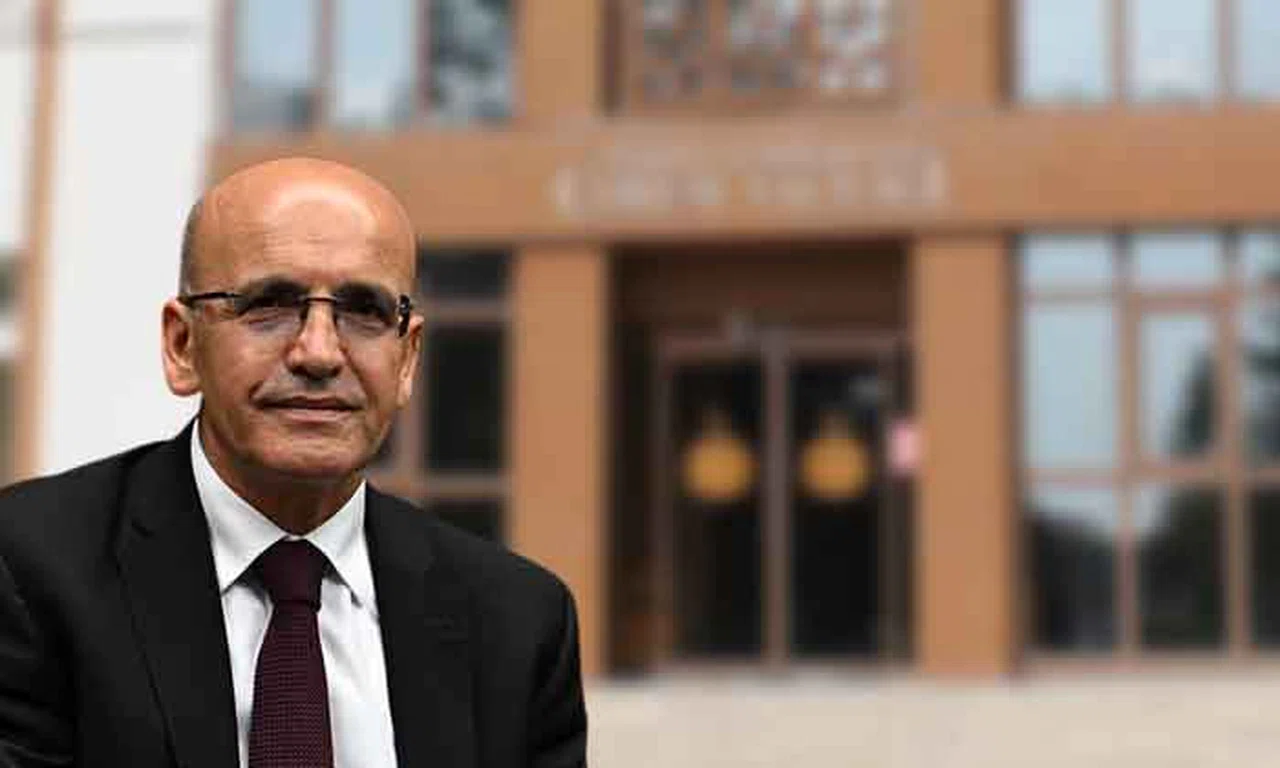 Şimşek: Vergisiz Bilgisayar ve Telefon Satışı İçin Çalışmalar Sürüyor