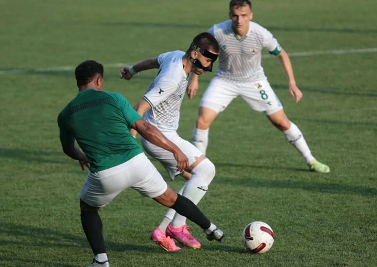 Sakaryaspor Hazırlık Maçında Hata Yapmadı