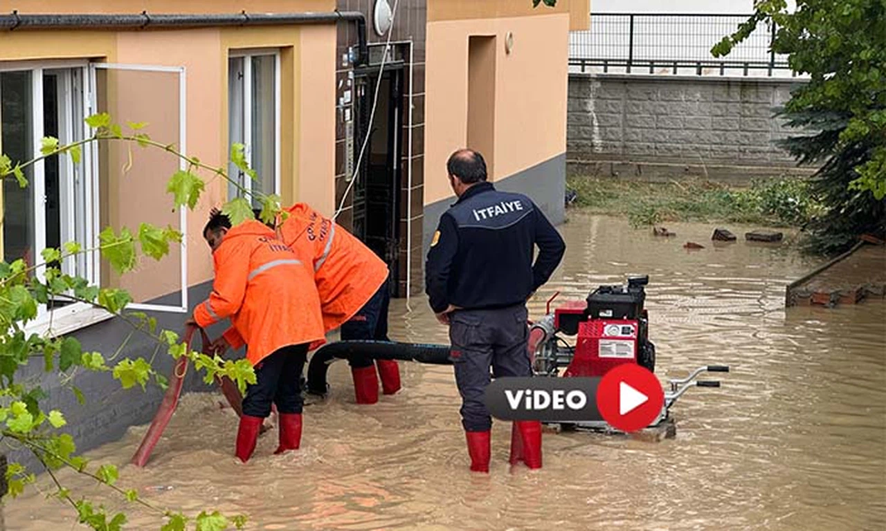 Sağanak Yağış Sonrası 39 Su Baskını