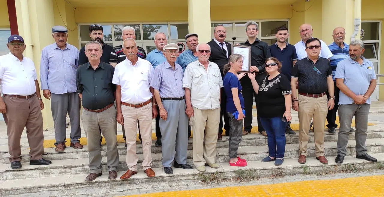 Ali Erayhan Mazbatasını Aldı