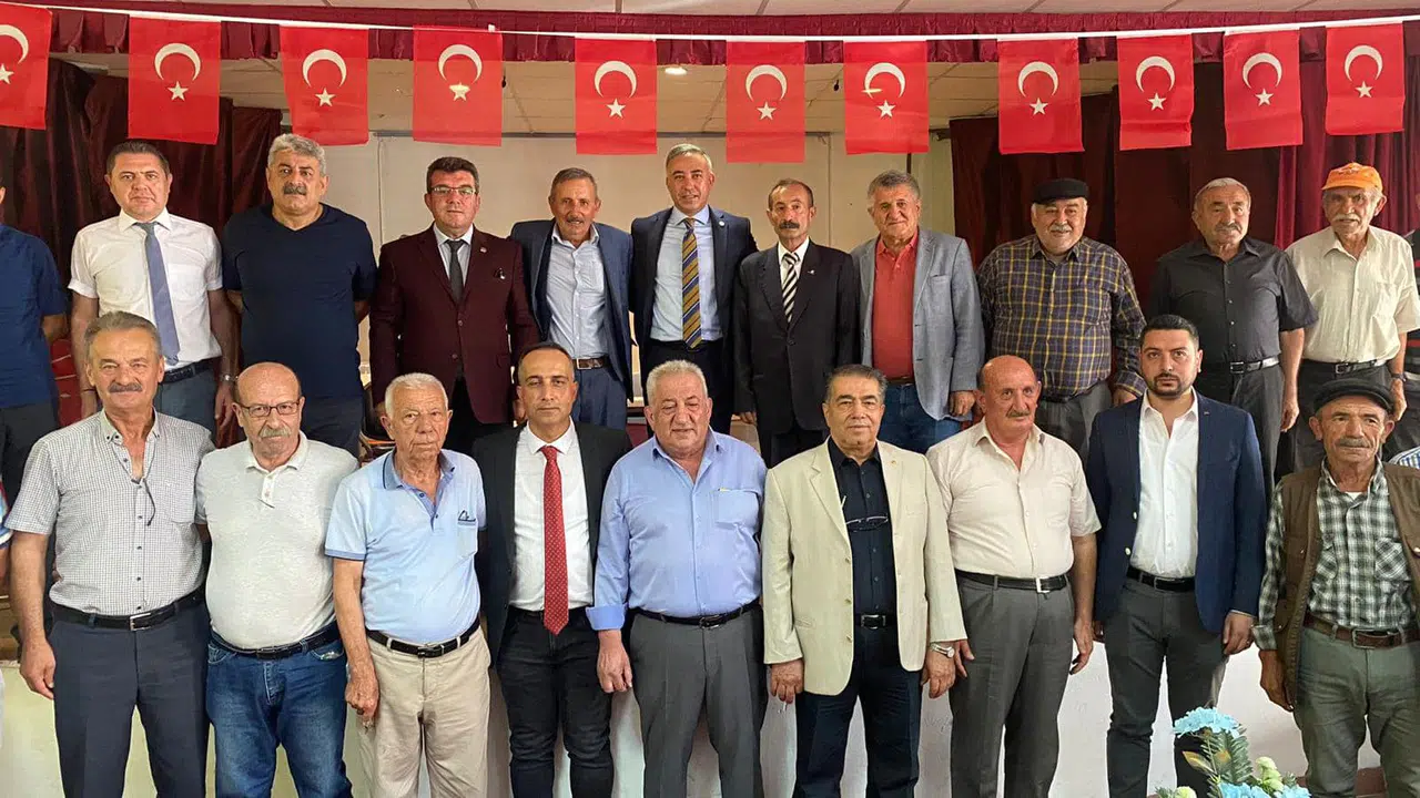 Bayat’a Kura ile Başkan Seçildi
