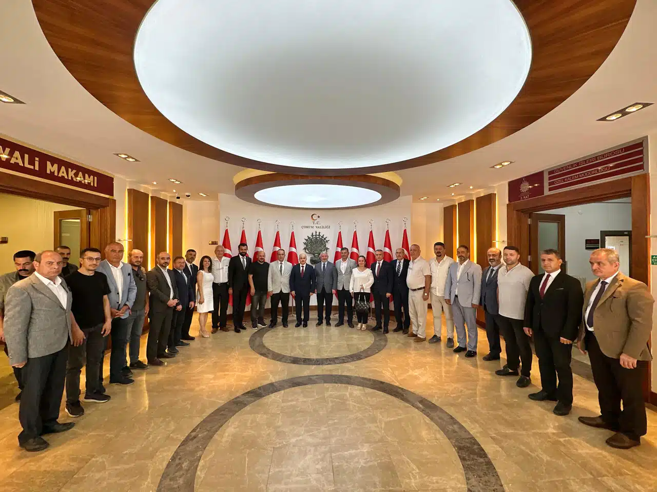Belediye Meclisi ve AK Parti’den Valiye Ziyaret