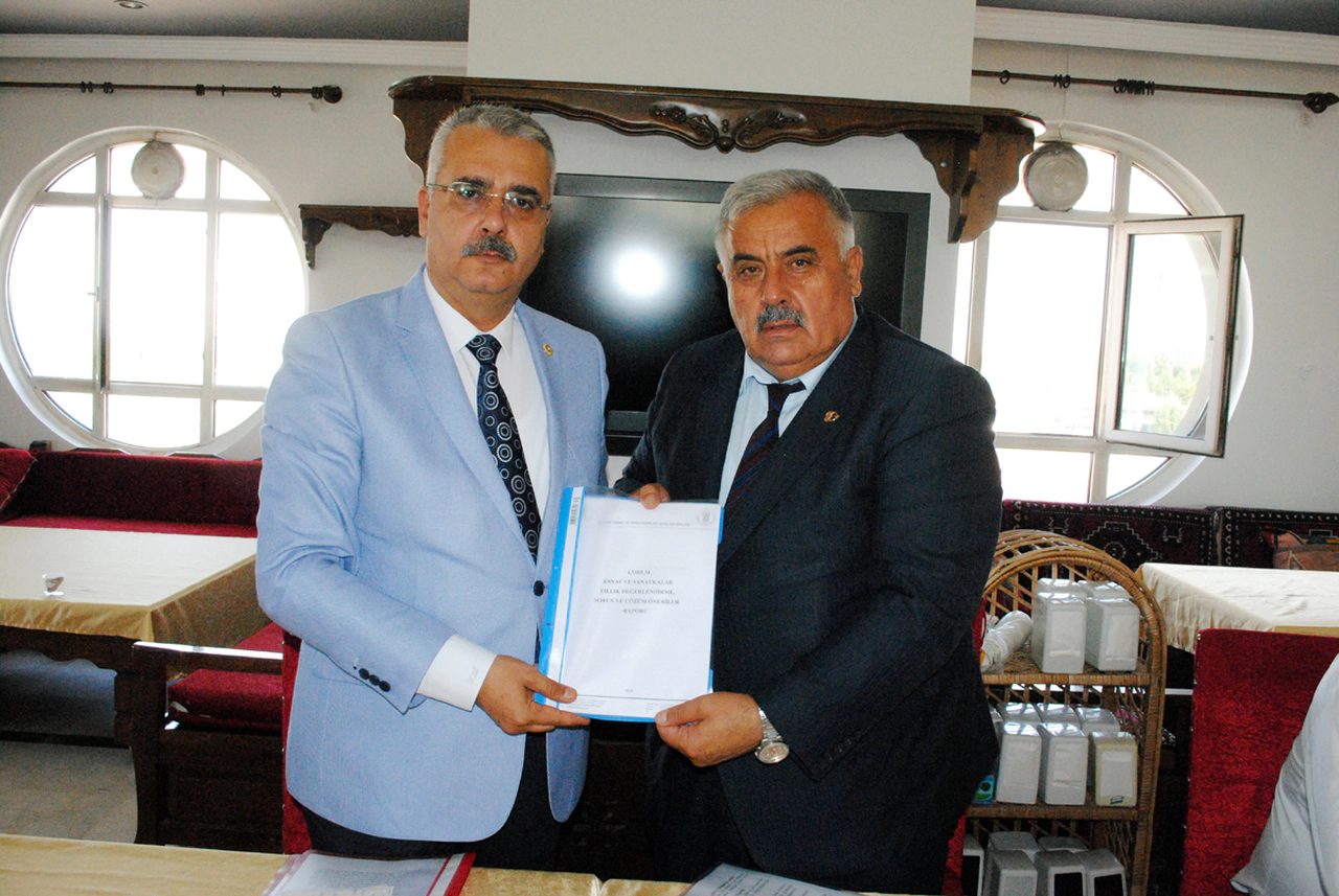 Esnafın Sorunları Ahlatcı’ya Emanet