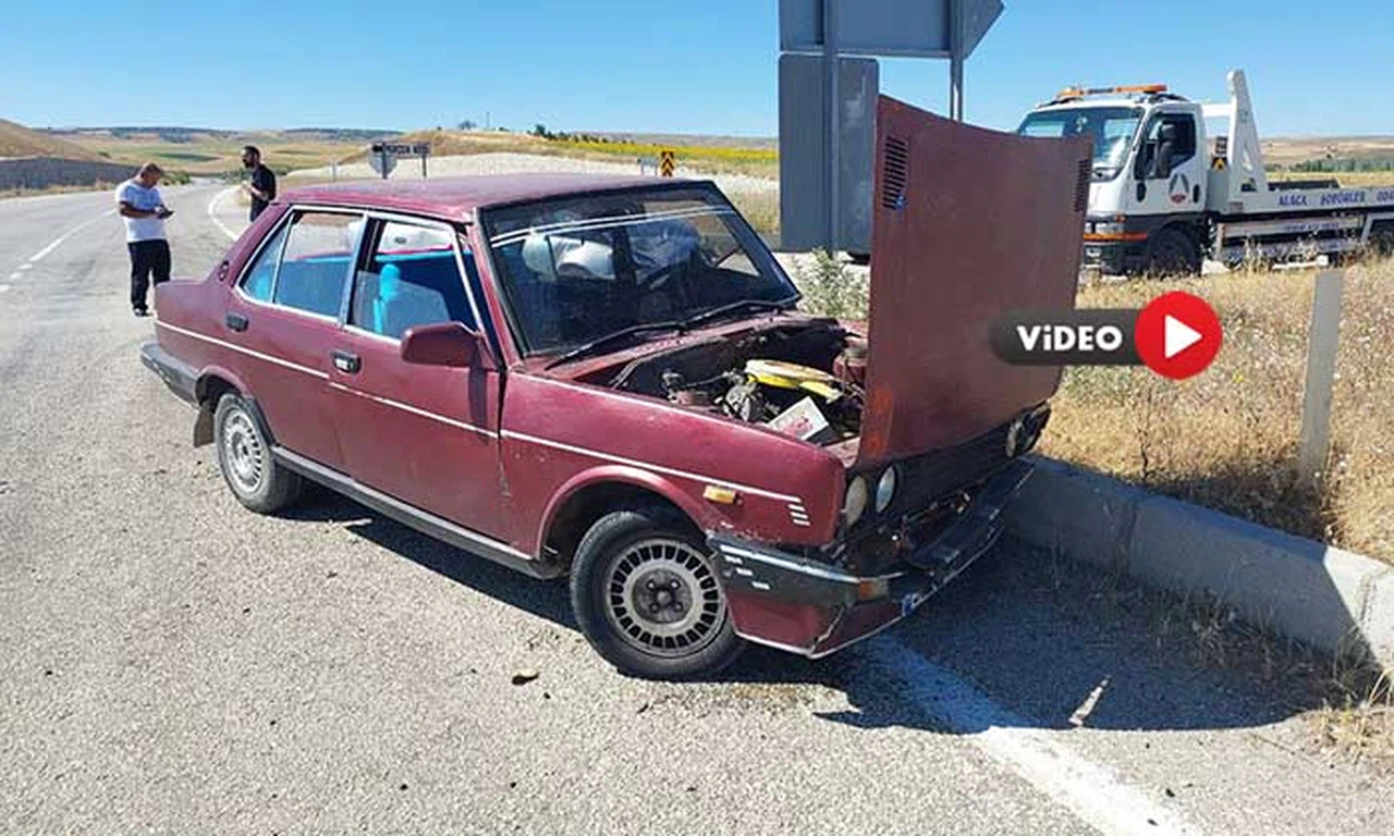 İki Otomobilin Çarpıştığı Kazada 2 Kişi Yaralandı