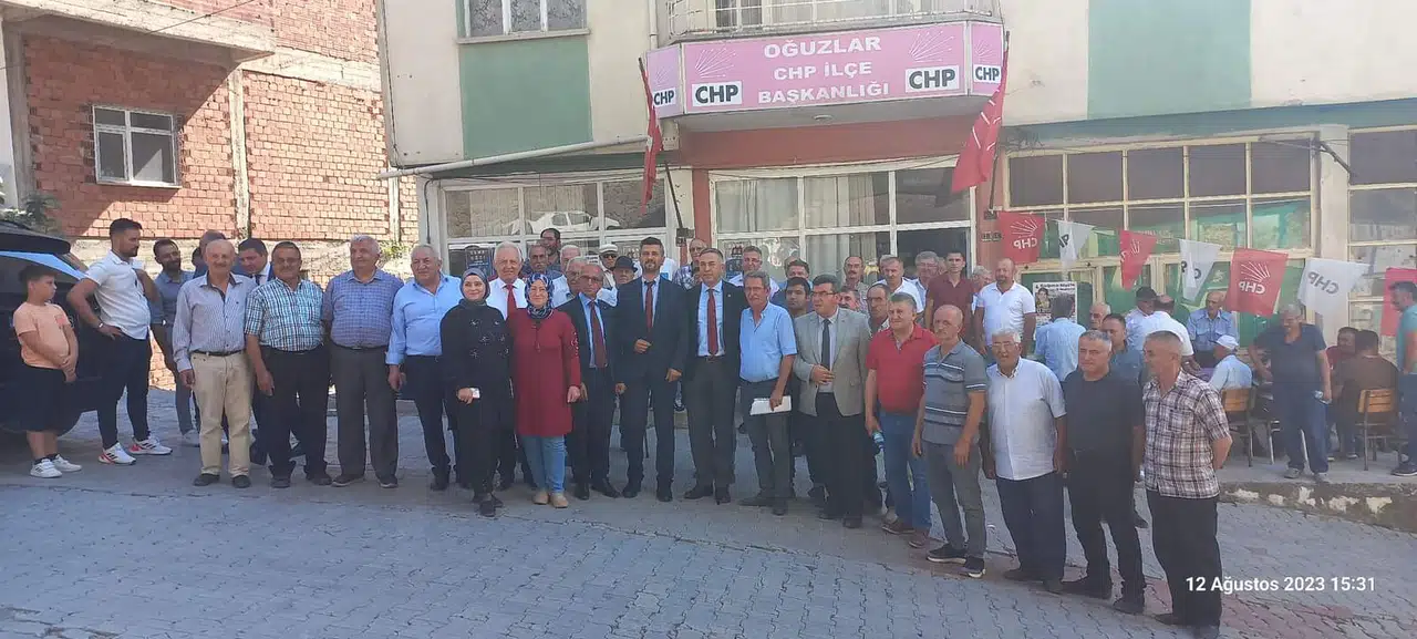 CHP Oğuzlar İlçe Başkanı Talip Karadeniz Oldu