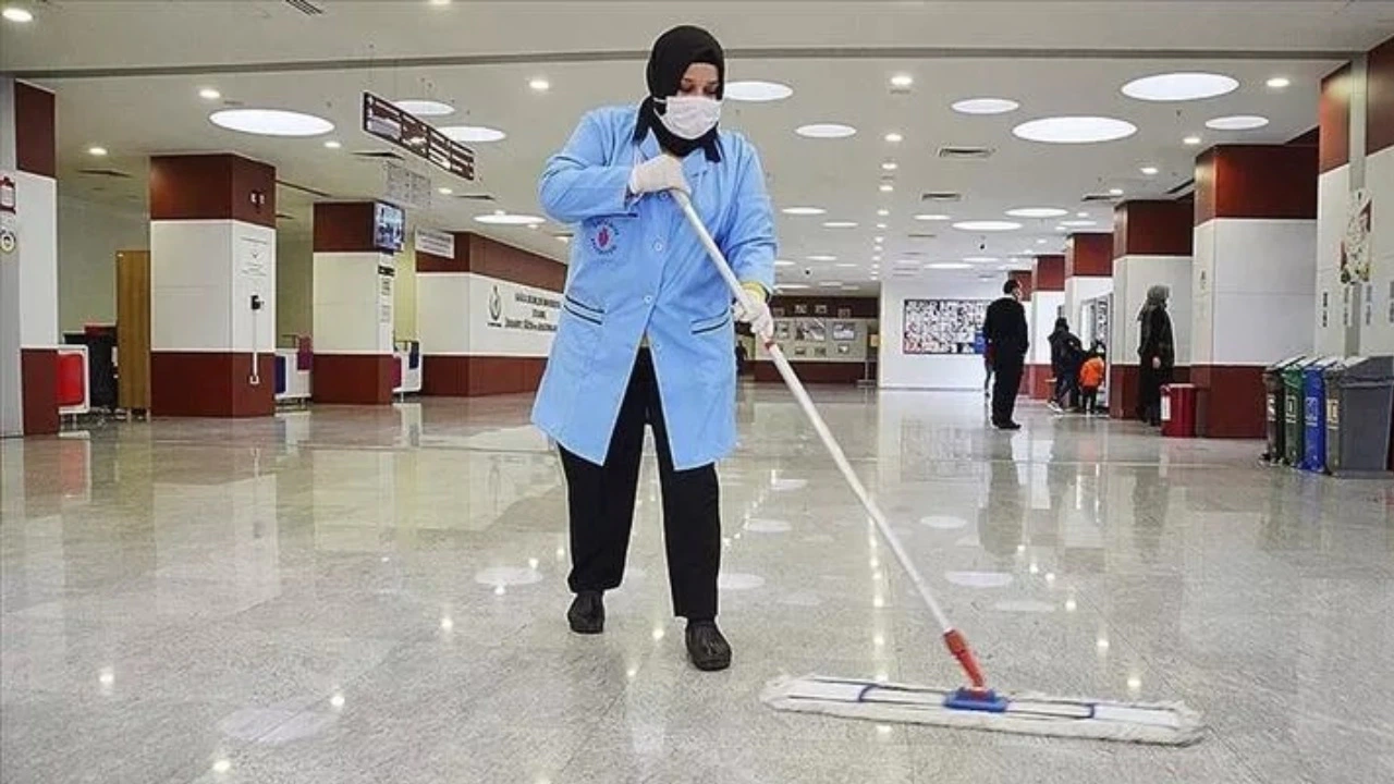 Okullara 385 İşçi Alınıyor