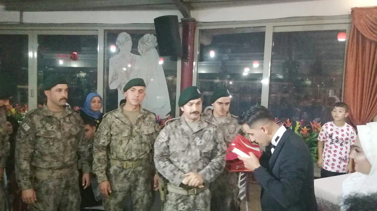 Şehit Ailesinin Mutlu Günü