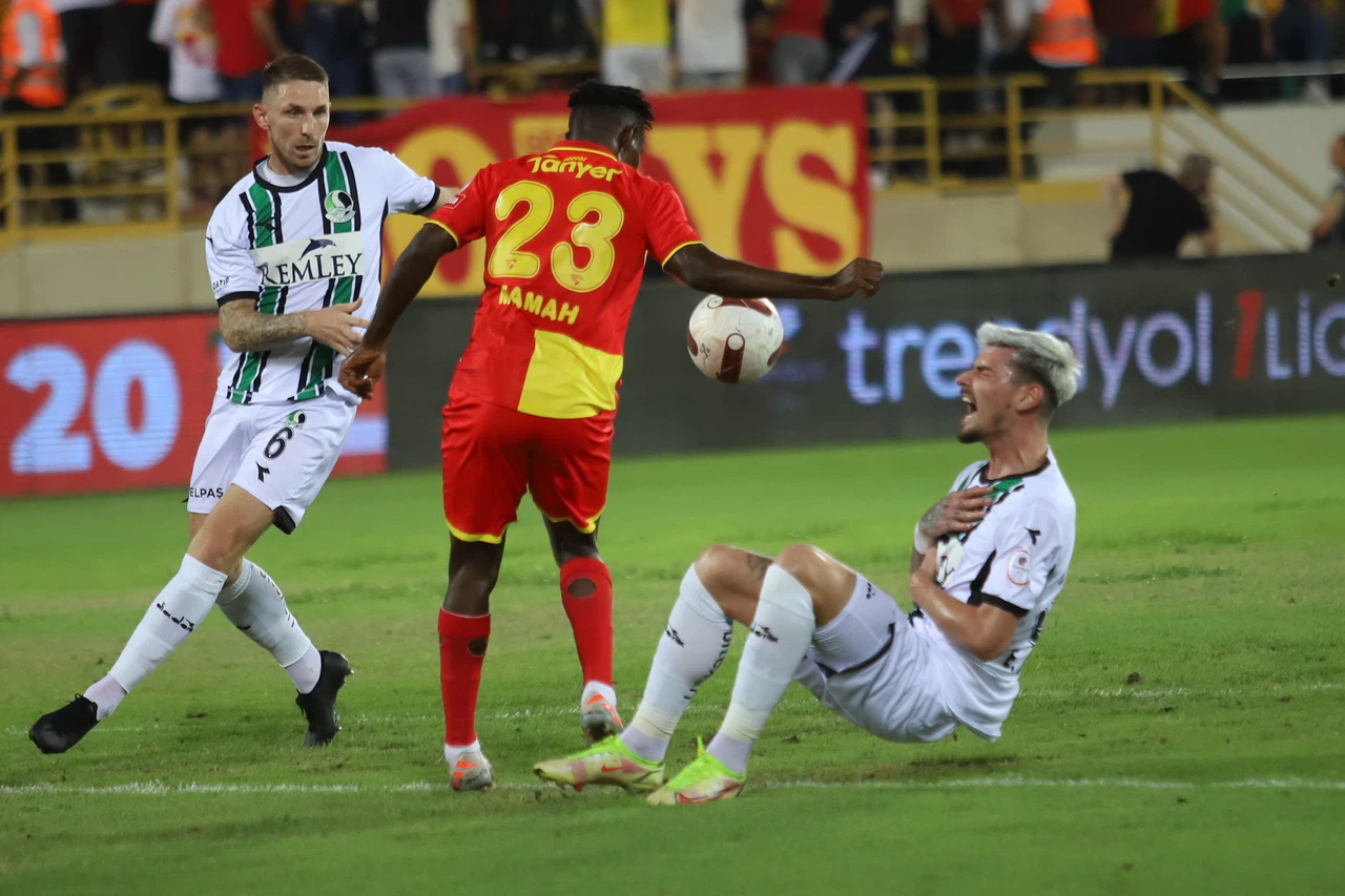 Rakip Henüz Golle Tanışamadı